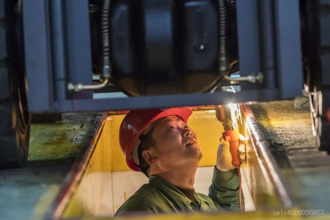 【五月禮贊】公司1名員工榮獲全國五一勞動獎章!(圖4) 【五月禮贊】公司1名員工榮獲全國五一勞動獎章!(圖4)